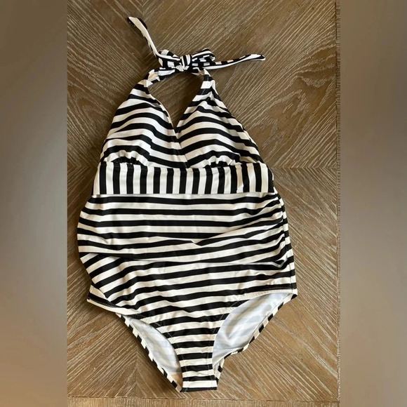 NWT Motherhood Maternity Beach Bump One Piece Swimsuit Black White Stripe Halter - Picture 3 of 8